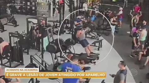 Homem Atingido Em Academia Por Aparelho De Muscula O Tem Les O Grave