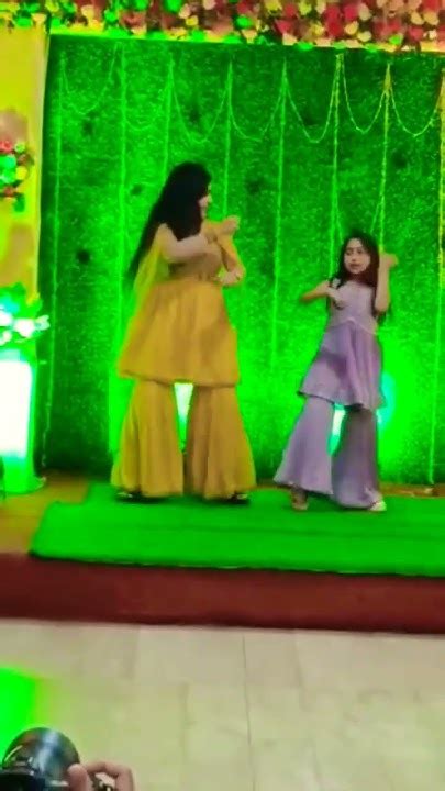 Maa Aur Beti Ka 💃🕺👯 Trending Dance 0disha Viralshort Wedding