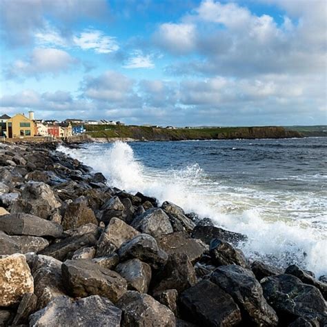 Doonagore Castle - Wild Atlantic Way