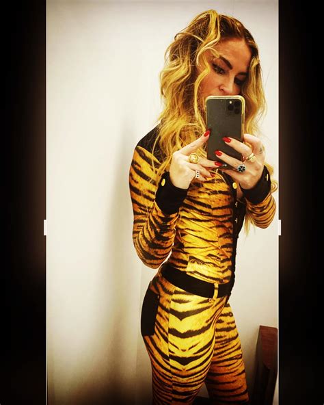 'Sopranos' star Drea de Matteo saved her tiger catsuit from a fire