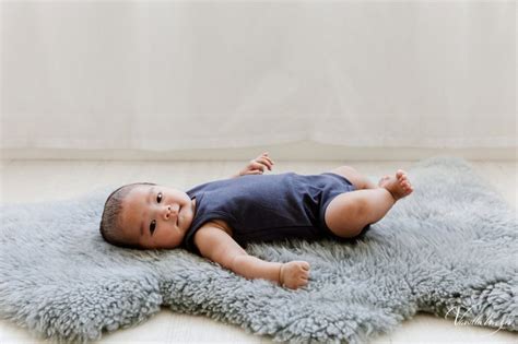 2 month old Baby Photoshoot ideas. - Vanilla Images