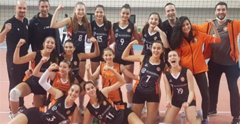 Eczacıbaşı II kadrolar Volleybox Kadın