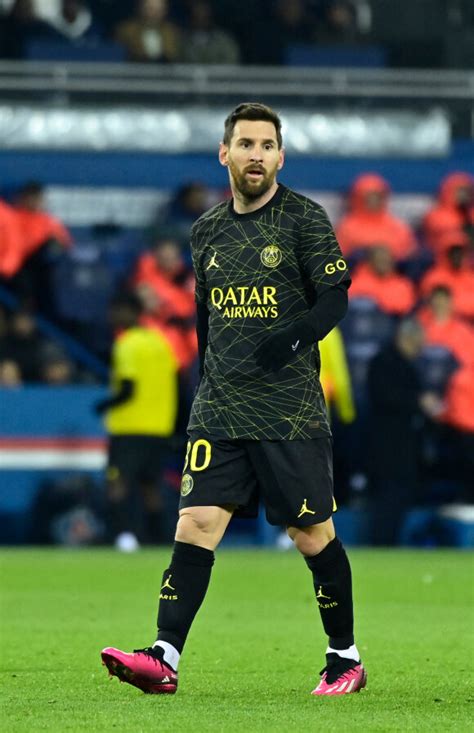 Photo Attitude De Lionel Leo Messi 30 Psg Match De Ligue 1