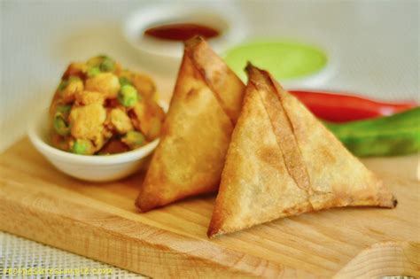 Quick Vegetable Samosa - Recipes are Simple