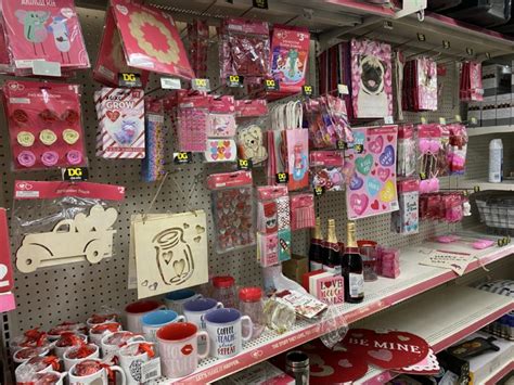 Valentine's decor from Dollar General- 10 must haves! - Wilshire ...