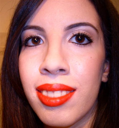 Urban Make Up Labbra Rosse E Trucco Occhi Nude