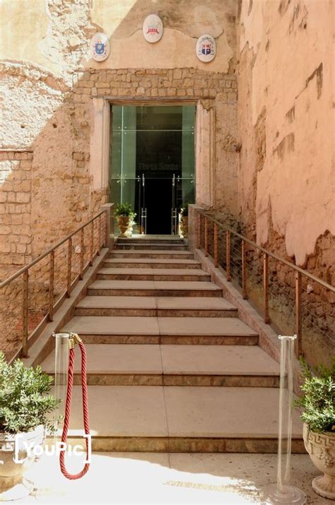 Pozzuoli Campi Flegrei Rione Terra Basilica Di San Procolo