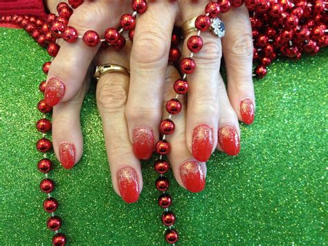 Acrylic Nails With Red Gel Polish And Gold Glitter Flickr