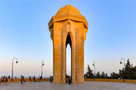 Beautiful traditional architecture of Shahidlar Monument in Sehidler ...