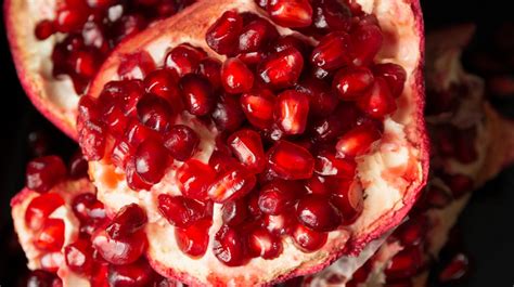 Pomegranate Fruit Types History Nutrition Health Benefits Cultivation