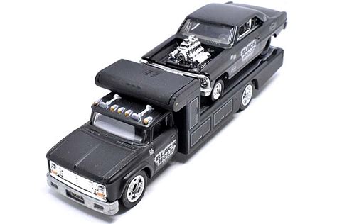 RETRO RIGのレビューBLACK HOLE RACINGのトランスポーター FYT09 Hot Wheels 情報まとめ ホットウィール にわかマニア