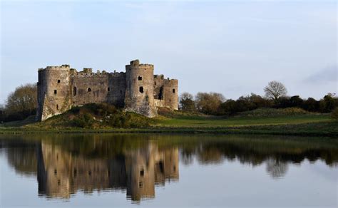 "Carew Castle" Images – Browse 92 Stock Photos, Vectors, and Video | Adobe Stock