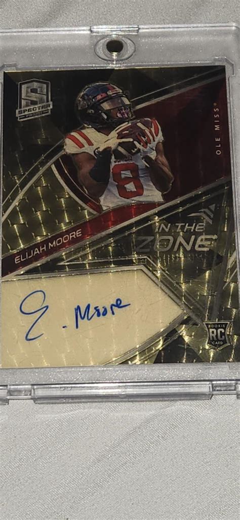 Elijah Moore Gold Of Inz Em Prices Rookie Panini