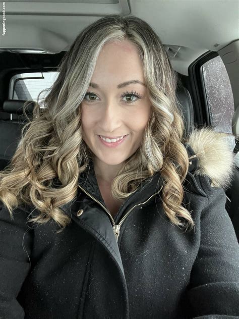 Momdd Momdd Nude OnlyFans Leaks The Fappening Photo FappeningBook