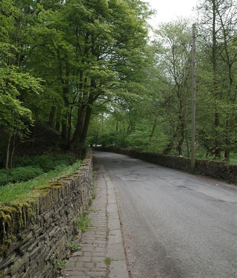 Blake Hill Shibden Dale Halifax Habiloid Cc By Sa Geograph