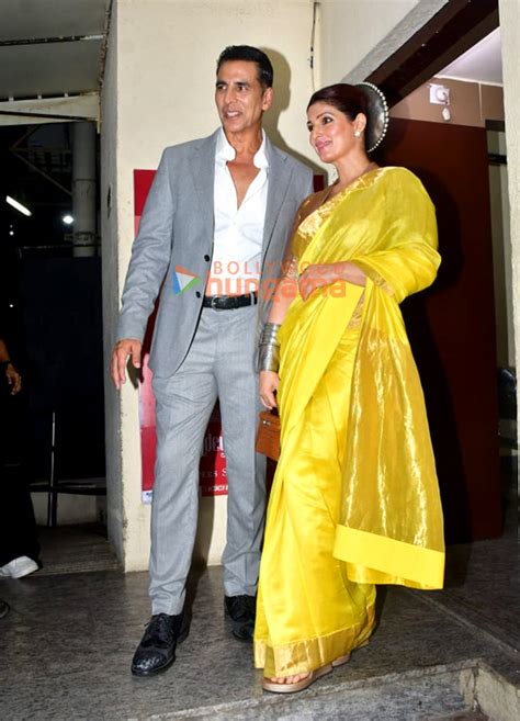 Photos Akshay Kumar Twinkle Khanna And Dimple Kapadia Snapped At Pvr