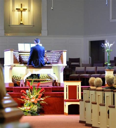 Bonsack Baptist dedicates new organ – Vinton Messenger