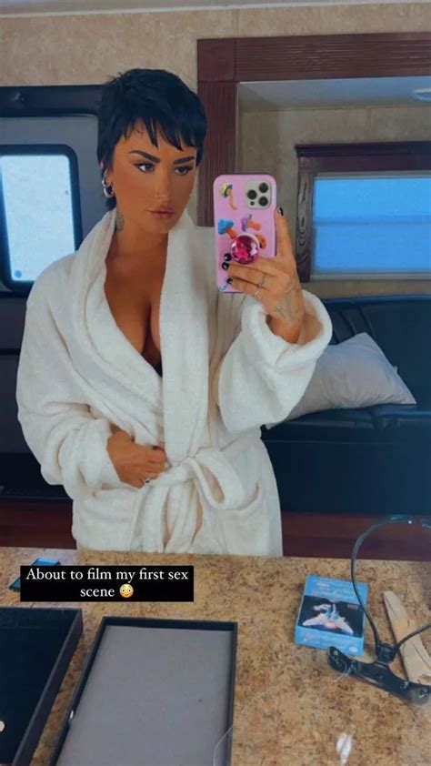 Demi Lovato Films First Sex Scene For New Show As They Feel Proud And Sexy In Underwear Snap