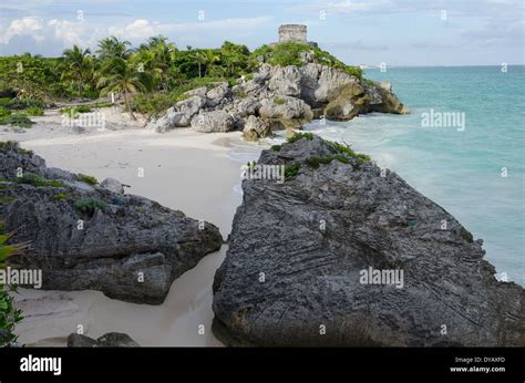 Tulum mayan city, mexico Stock Photo - Alamy