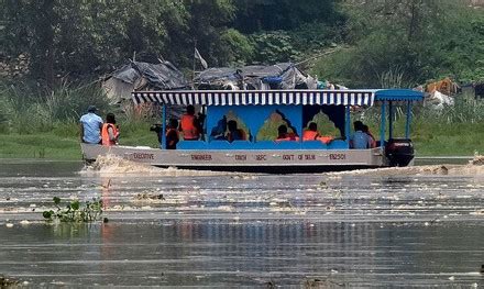 Flood Alert In Delhi As Yamuna River Breaches Danger Mark New Delhi