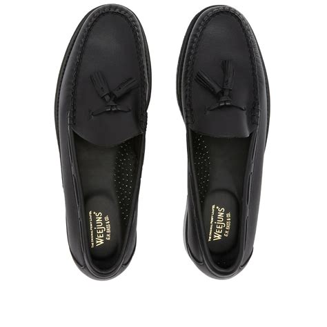 Bass Weejuns Men's Larkin Soft Tassel Loafer in Black Leather Bass Weejuns