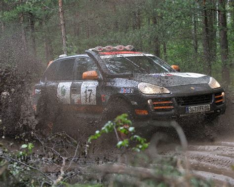 Wallpaper Porsche Cayenne Transsyberia Rally Autoblog Nl