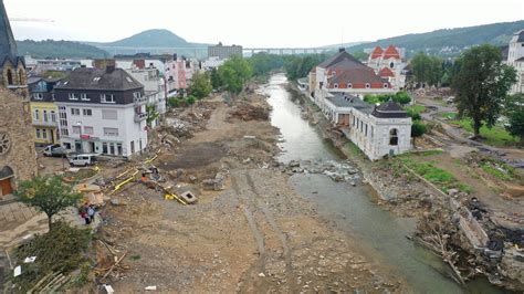 Bad Neuenahr Ahrweiler Einkaufsgutscheine für Hochwasser Opfer