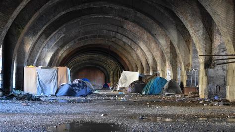 Migranti Del Silos Di Trieste Ecco Perch Lassociazione Sgombero