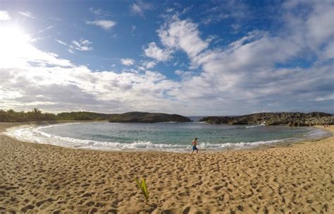 Playa Mar Chiquita: our favorite beach in Puerto Rico | Backpack Me