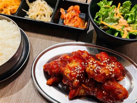 韓国料理の人気メニューをランチで楽しもう！ビビンバ、スンドゥブチゲ、焼肉の魅力 コラム 韓国料理は名古屋市の国際センター駅2分の明心館