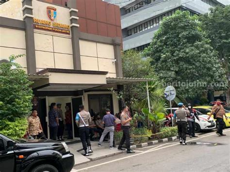 Dua Petinggi Polrestabes Surabaya Jalani Sidang Etik