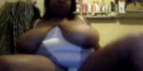 Big Titty Black BBW Playing On Cam Tnaflix