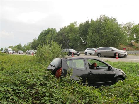 Bartenheim A Une Voiture Dans Le Foss Un Bless L Ger