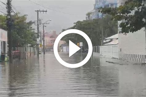 VÍdeo Chuva Causa Pontos De Alagamento E Deslizamentos No Norte De Sc