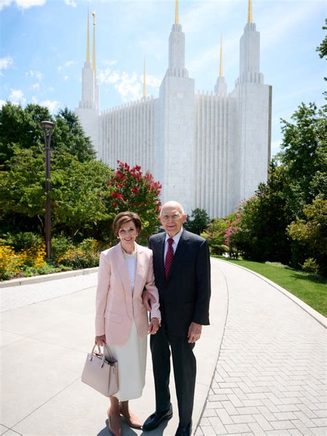 President Nelson Dedicates Washington Dc Temple Lds Daily