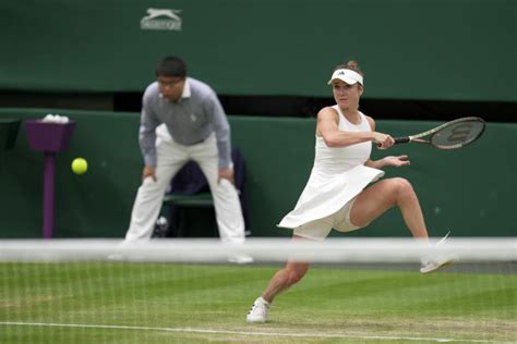 Ukraine S Svitolina Loses At Wimbledon Despite Getting A Big Boost From