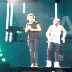 Mi Peter Pan Louis Tomlinson One Direction Y Tu Semi Hot P Gina