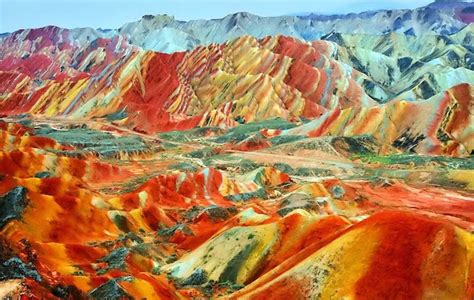 Sparkle #186: The Rainbow Mountains of China – Pumpernickel Pixie