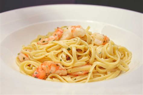 Prawn and Pesto Linguine - Life's Ambrosia