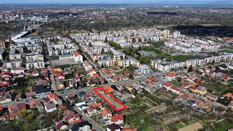 Casa Cu Teren Generos Strada Paulesti Suprafata De 1 079 Mp