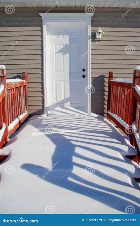 Snow Covered Porch Stock Image Image Of Path Entrance 27359179