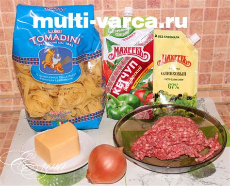 Гнезда из макарон с фаршем в мультиварке