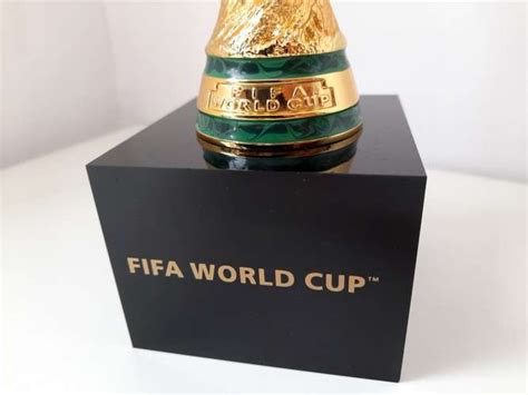 Official Trophy Fifa World Cup Gold Plated Big Replica Pedestal