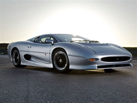 Rare One Of Four Jaguar Xj220 Fails To Sell At Silverstone 40 Off