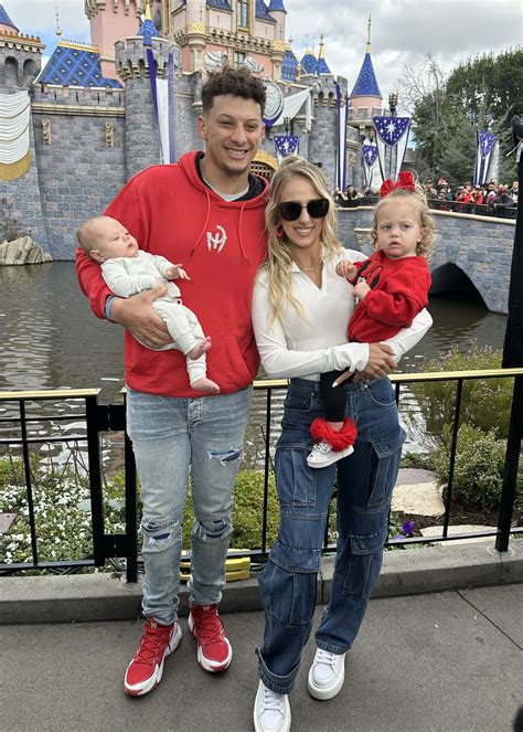 Patrick Mahomes' wife Brittany's outfit at Kansas City Chiefs training