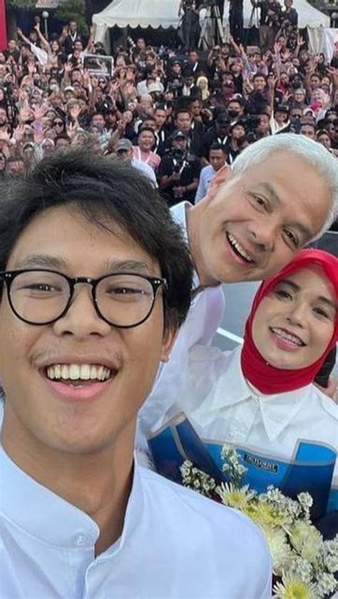 Potret Gibran Dan Alam Ganjar Ngobrol Di Sela Jeda Debat Capres