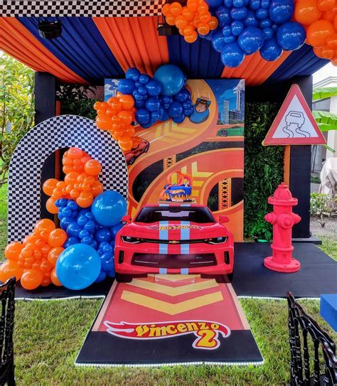 Festa Hot Wheels ideias para uma decoração radical