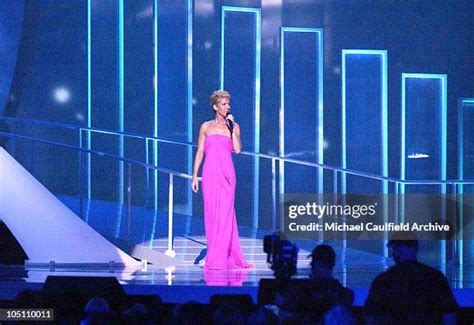 Celine Dion 2003 Photos and Premium High Res Pictures - Getty Images