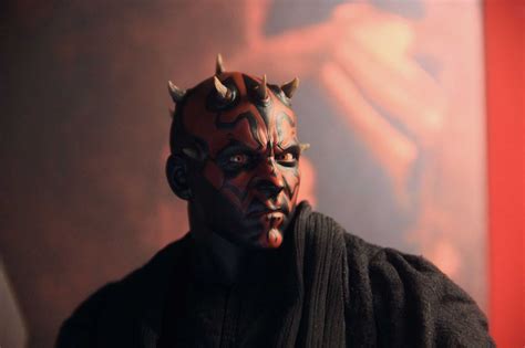 Hot Toys DX17 Darth Maul 1 6 Figure Figround