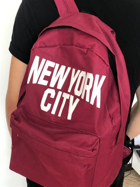 Рюкзак большой с надписью New York City бордовый
